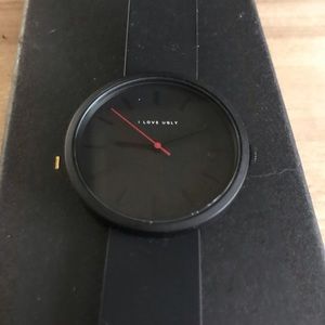 I Love Ugly - The Charlie Watch in black